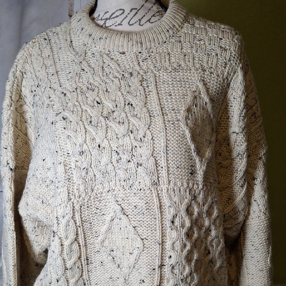 Aran Crafts Sweaters - Aran Crafts Speckled Cream Knit Sweater